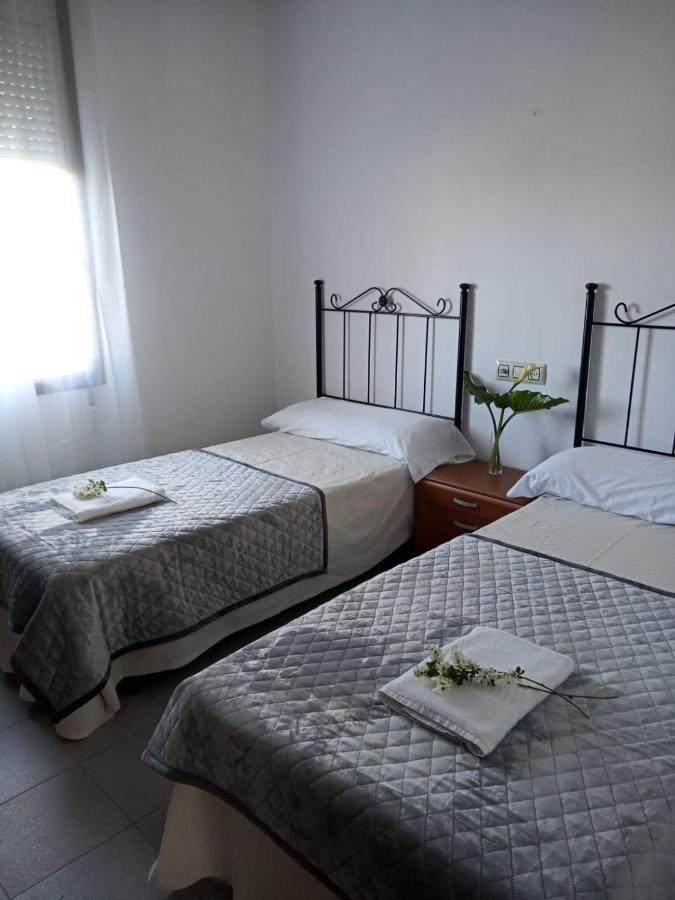 Hostal San Cristobal - Pontedeume מראה חיצוני תמונה