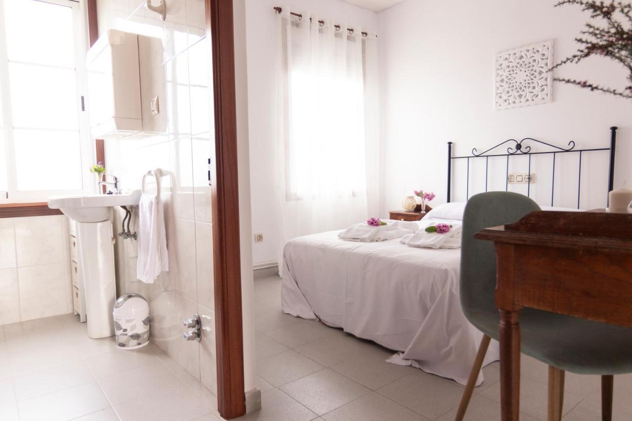 Hostal San Cristobal - Pontedeume מראה חיצוני תמונה